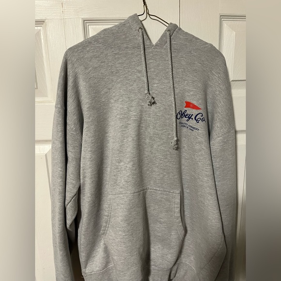 OBEY Large Grey Hoodie Pullover - Picture 3 of 13